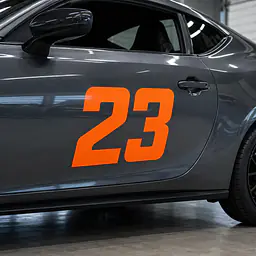 Individuelle Startnummer als Klebeschrift für Auto, Motorrad & Motorsport - Master